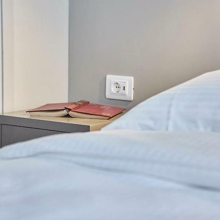 Spacious Suite W. Huge Balcony + Acropolis View Athens Luaran gambar