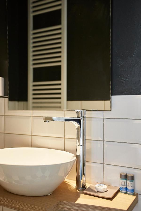 Spacious Suite W. Huge Balcony + Acropolis View Athens Luaran gambar