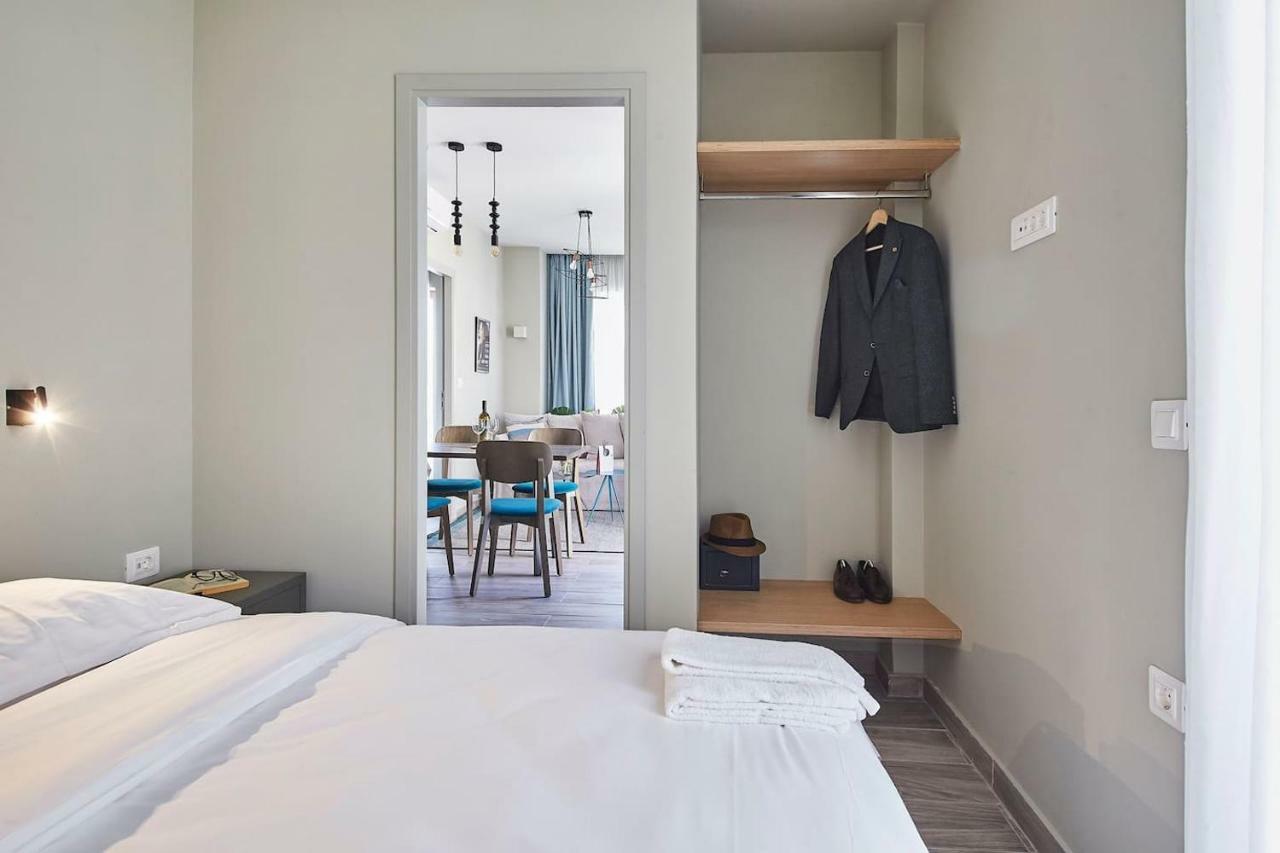 Spacious Suite W. Huge Balcony + Acropolis View Athens Luaran gambar